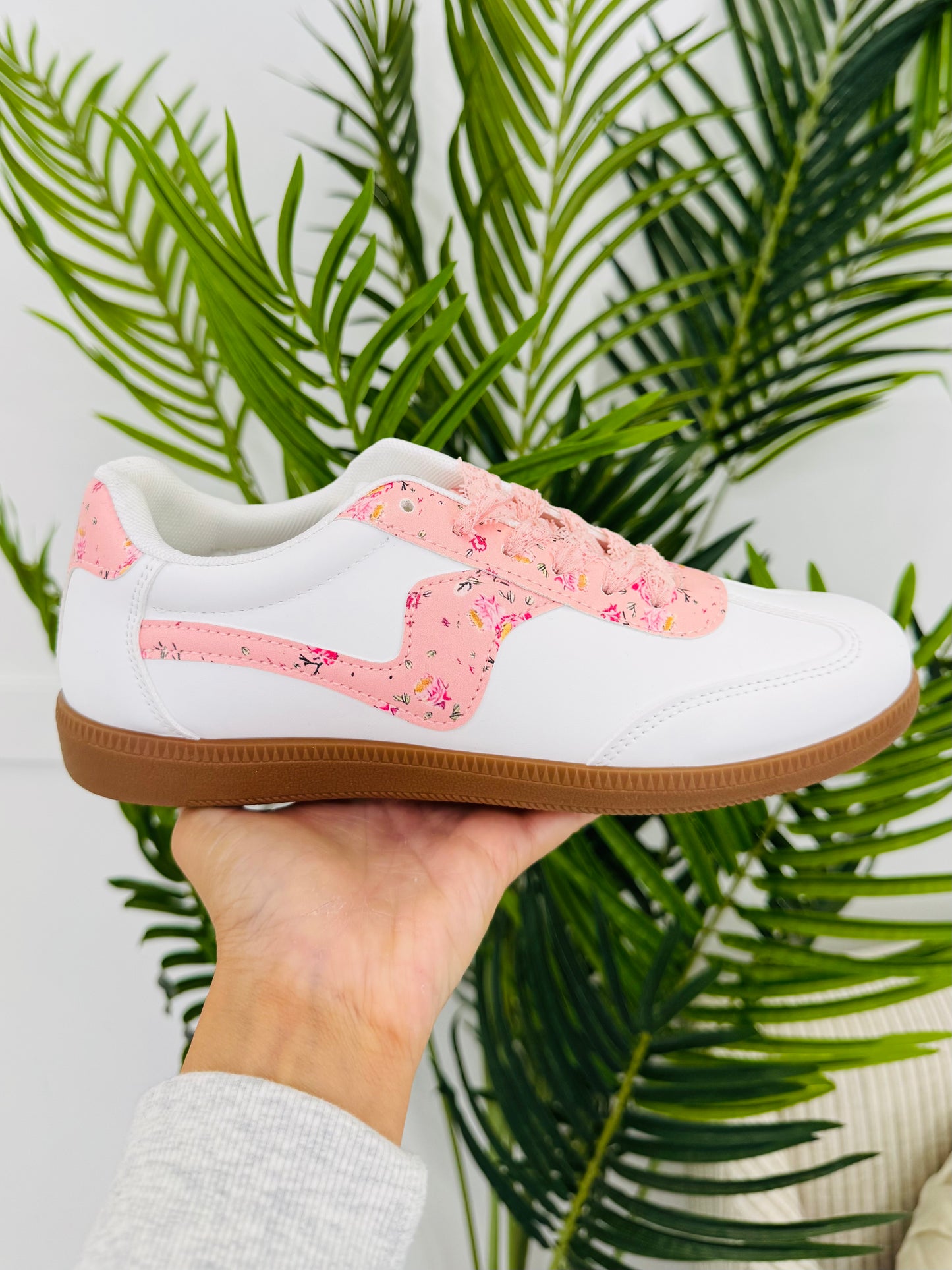 Runway Bloom Sneakers in Lt Pink Combo
