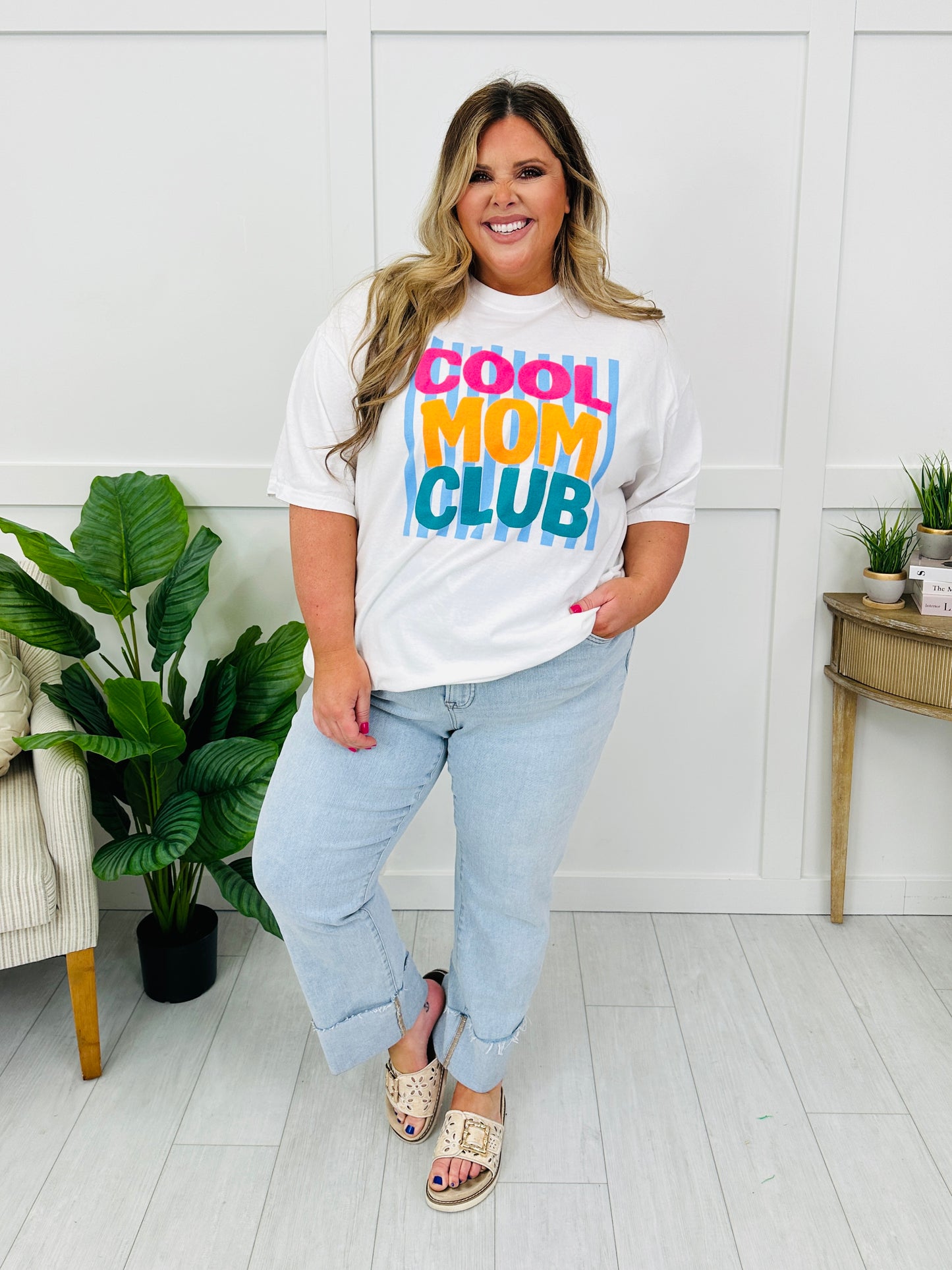 Cool Mom Club Graphic Tee