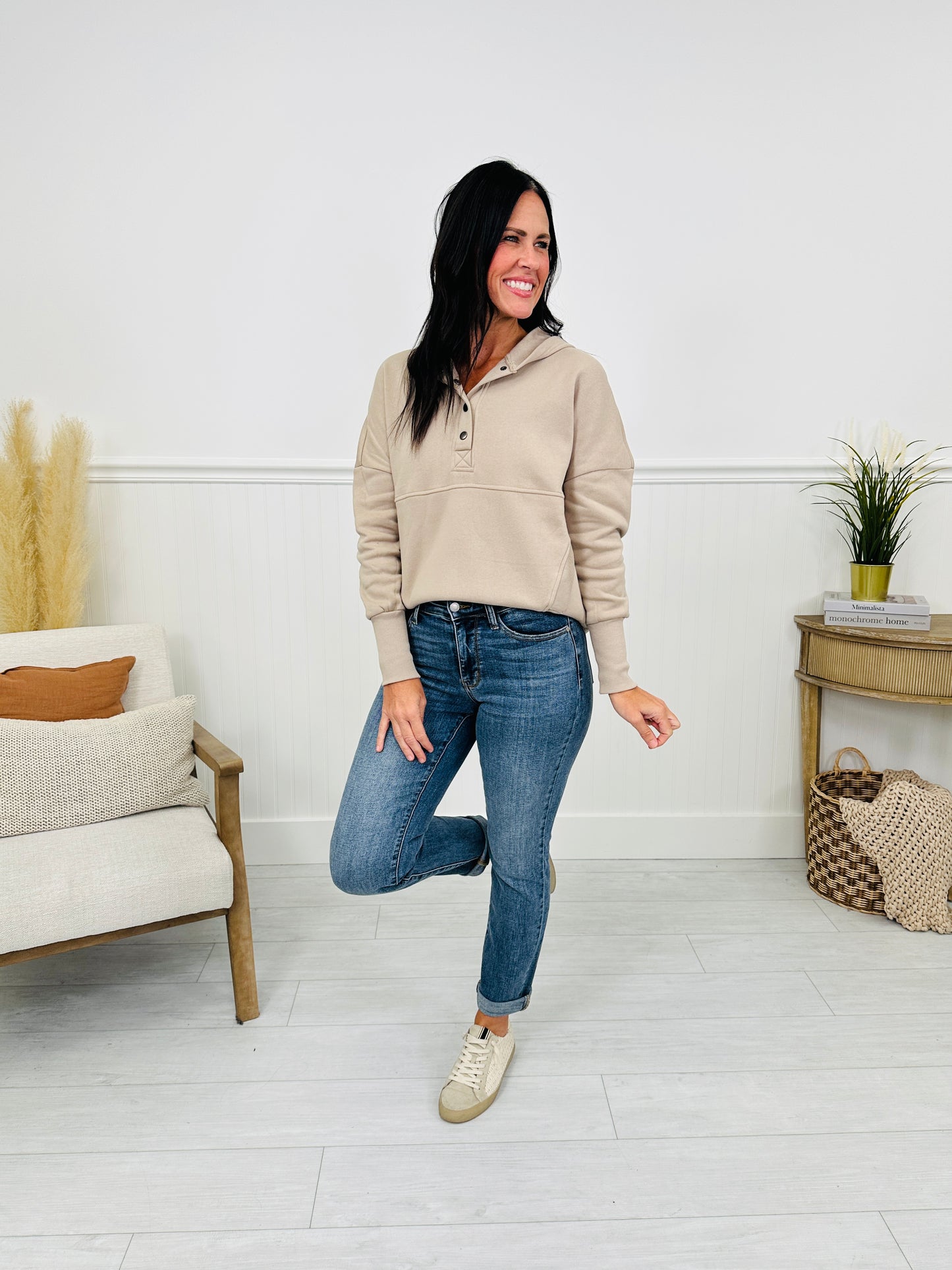 Judy Blue Instant Classic Slim Fit Jeans in Reg/Curvy