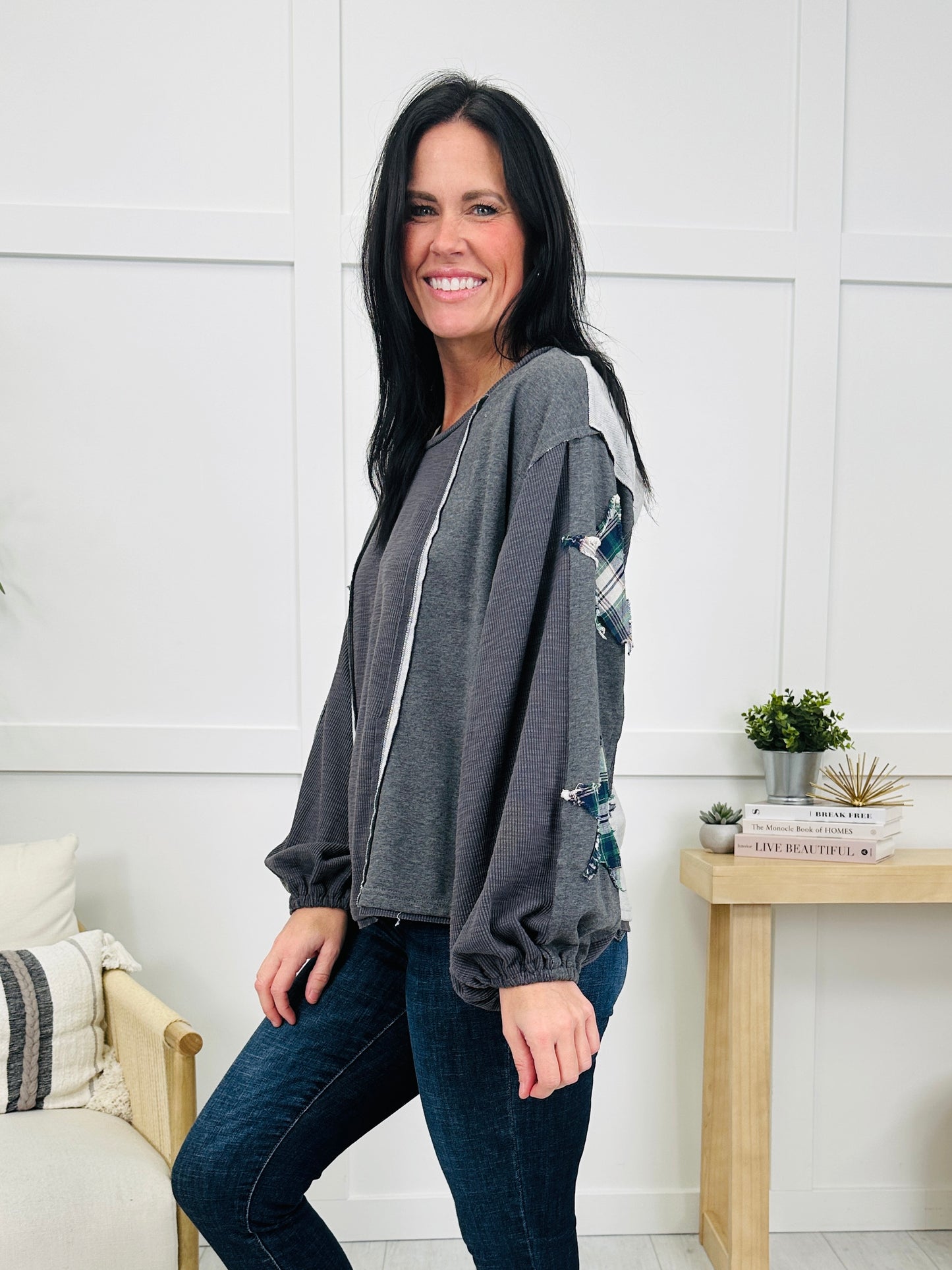 Whispering Hues Top In Heather Charcoal Multi