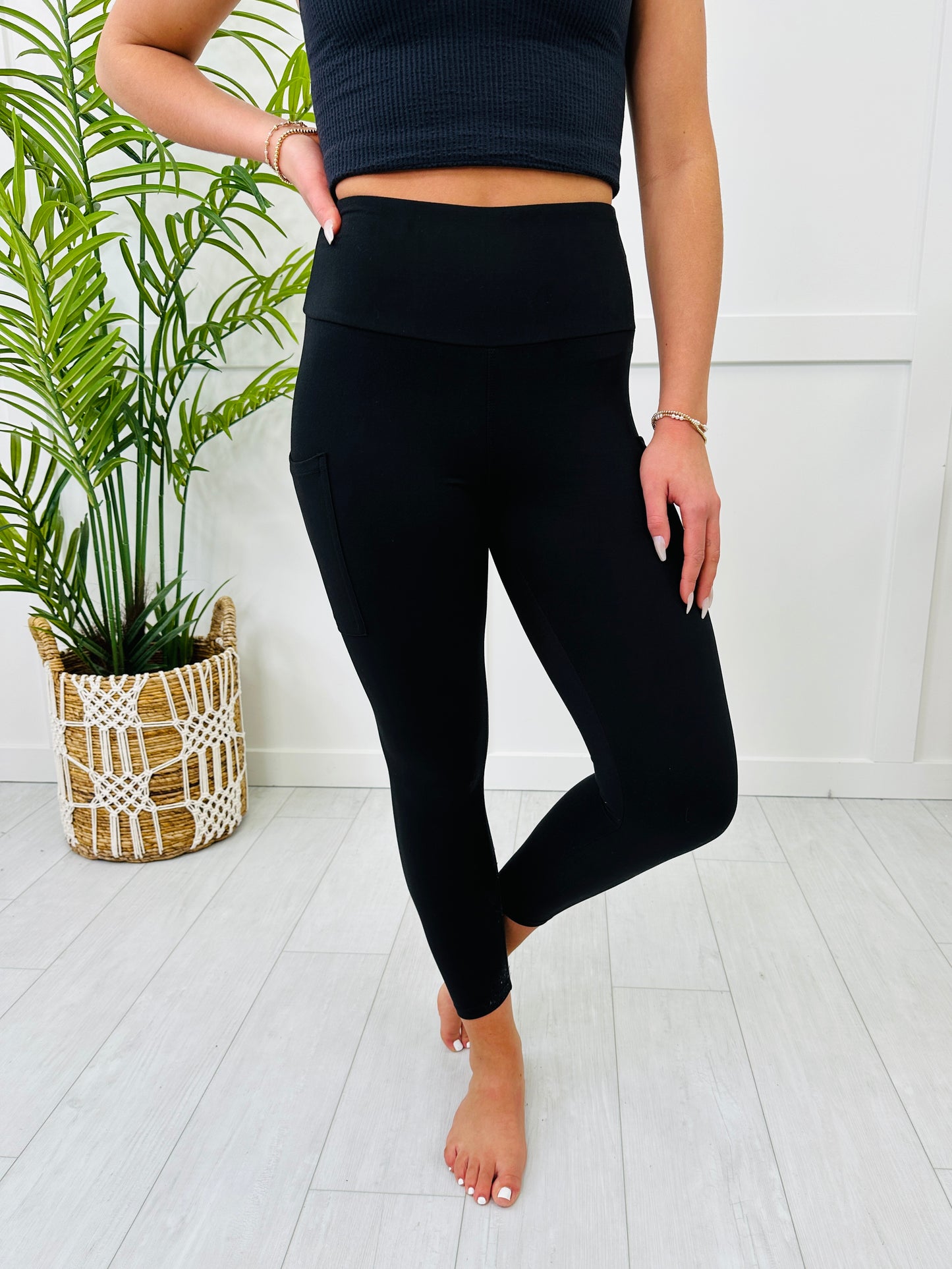 REG/CURVY Best Selling Tummy Control Custom MOCO Design Leggings