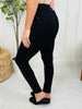 Judy Blue Pitch Black Tummy Control Skinny Jeans in Reg/Curvy