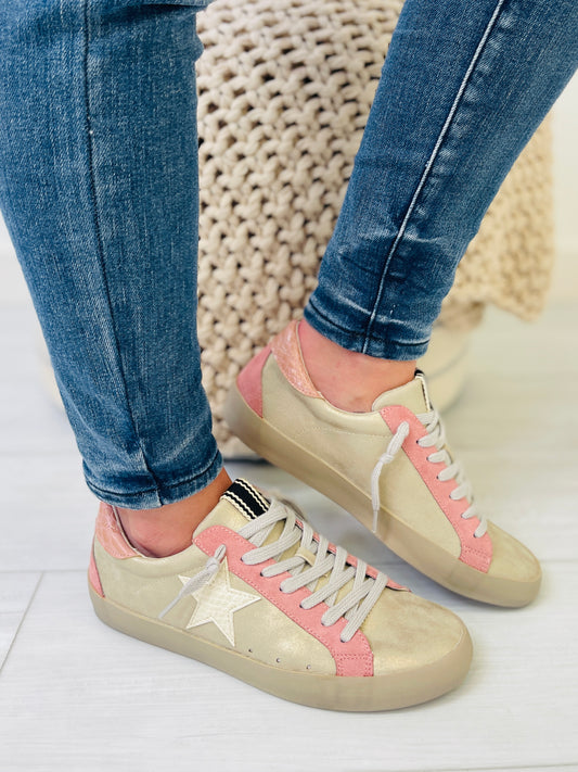 Walk Into The Stars Sneakers In Gold Distressed